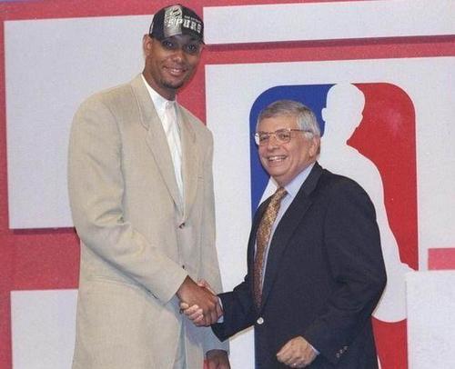 让牛棚在关 让牛棚在关